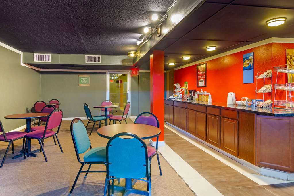 Oyo Hotel Goodland Ks Hwy 24 Restaurant bilde